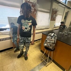 Meet your Posher, Luh_anti